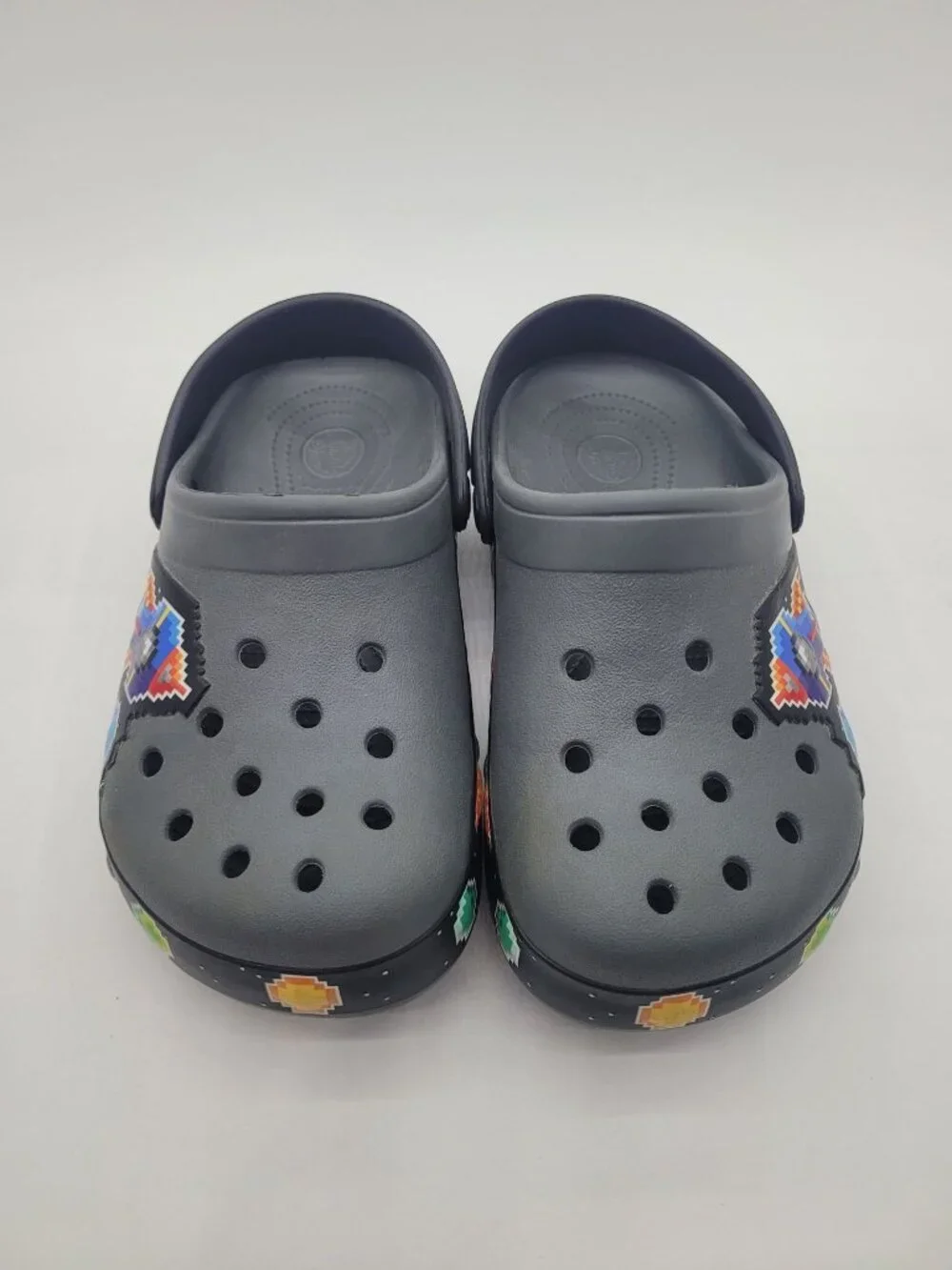 HTF Pristine Crocs Fun Lab Galactic Digi Outer Space Gray Youth Size 3 Spaceship